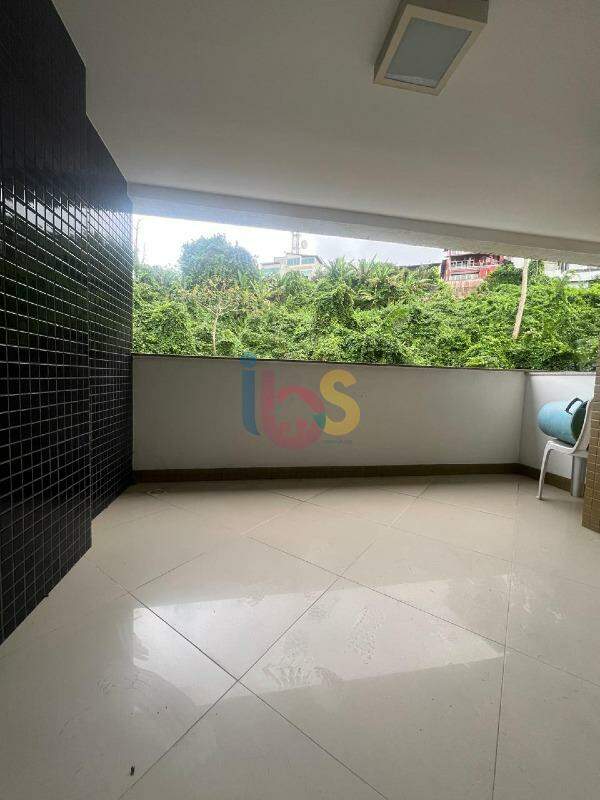 Apartamento à venda com 3 quartos, 98m² - Foto 3