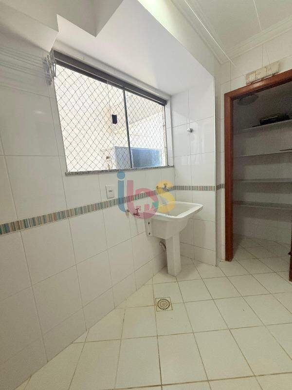 Apartamento para alugar com 2 quartos, 98m² - Foto 11