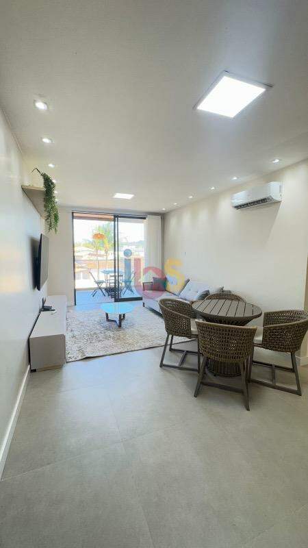 Apartamento à venda com 2 quartos, 84m² - Foto 2