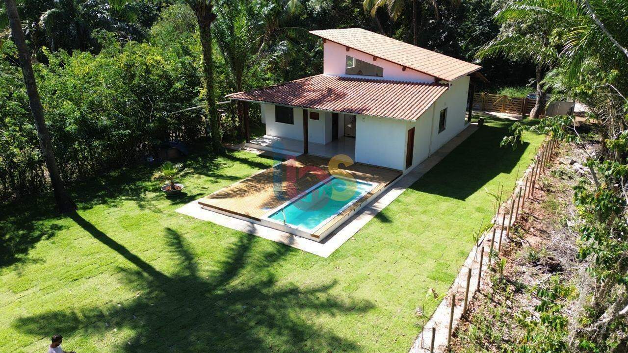 Casa para alugar com 3 quartos, 141m² - Foto 1