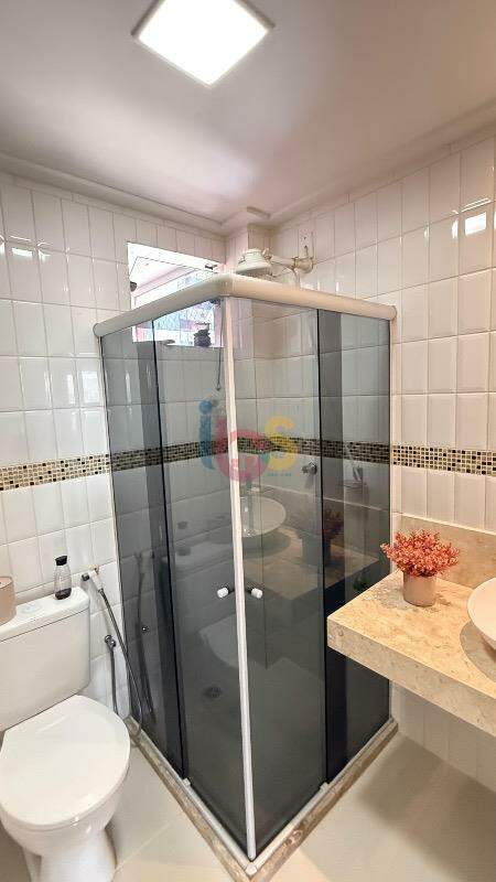 Apartamento para alugar com 3 quartos, 136m² - Foto 6