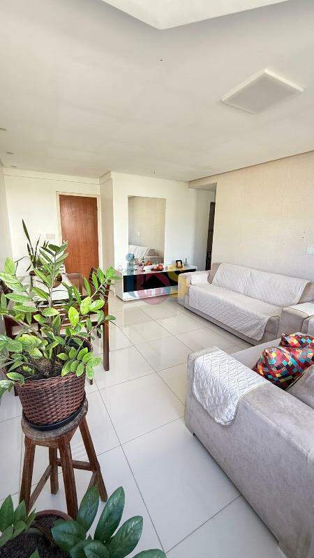 Apartamento para alugar com 3 quartos, 136m² - Foto 1