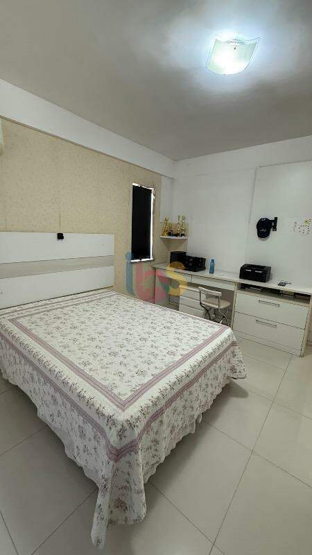 Apartamento para alugar com 3 quartos, 136m² - Foto 9