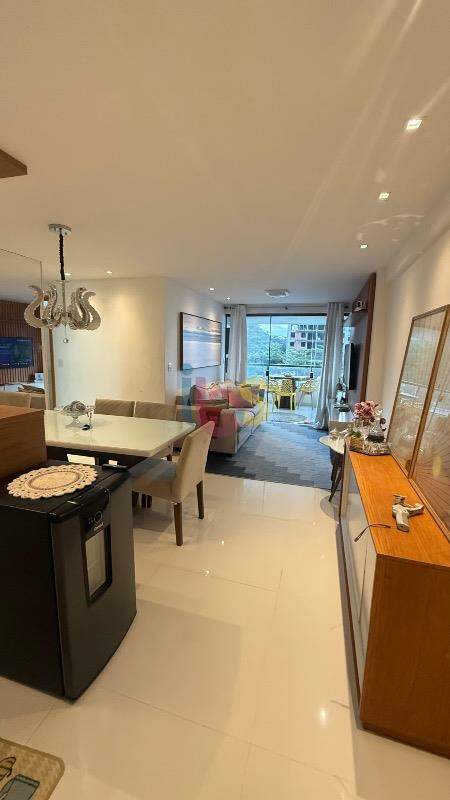 Apartamento para alugar com 2 quartos, 77m² - Foto 5