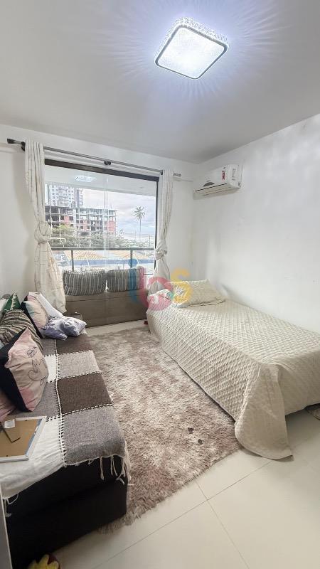 Apartamento para alugar com 2 quartos, 77m² - Foto 12