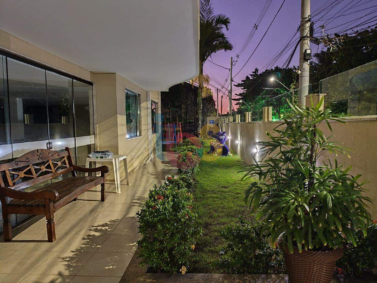 Casa à venda com 4 quartos, 139m² - Foto 13