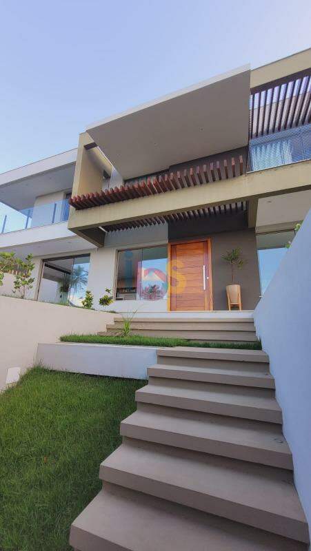 Casa para alugar com 3 quartos, 175m² - Foto 2