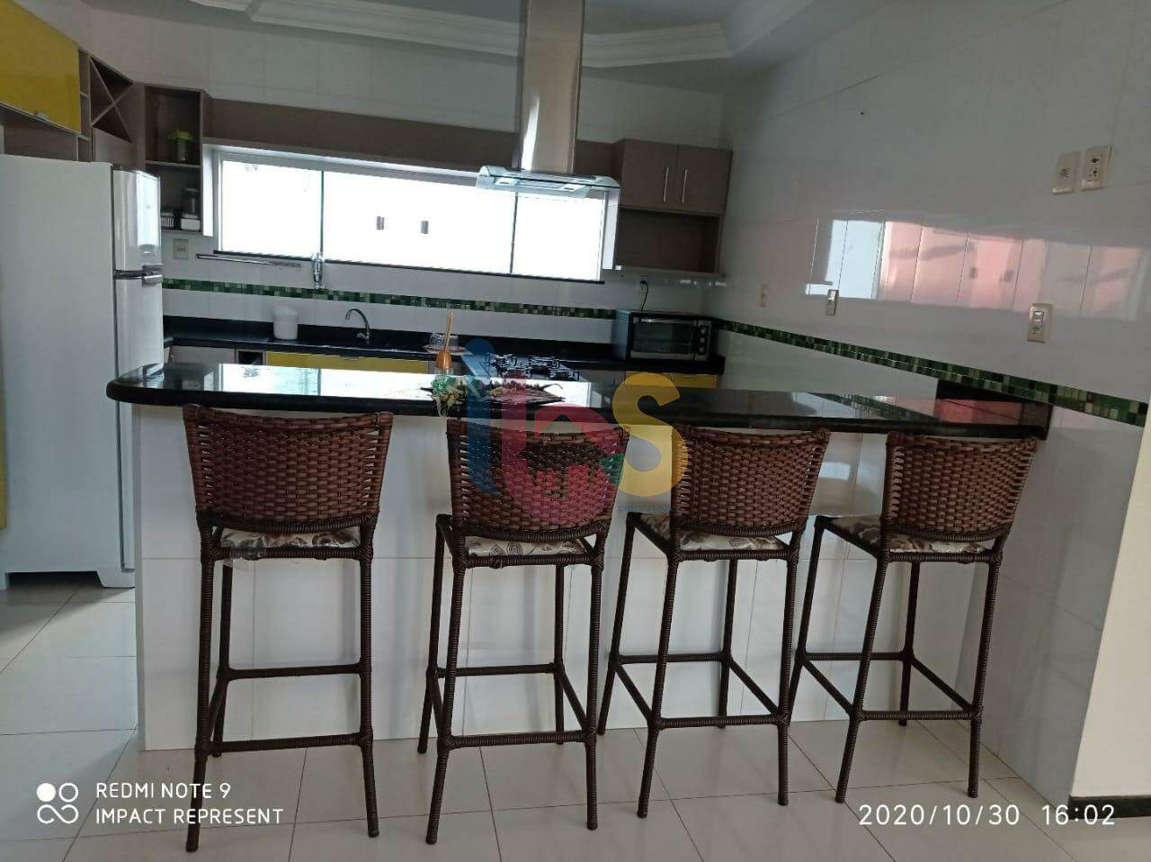 Casa para alugar com 5 quartos, 378m² - Foto 9