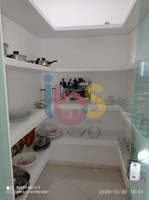 Casa para alugar com 5 quartos, 378m² - Foto 16