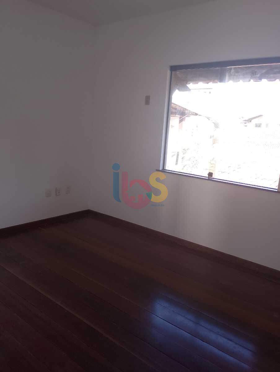 Casa à venda com 4 quartos, 325m² - Foto 10