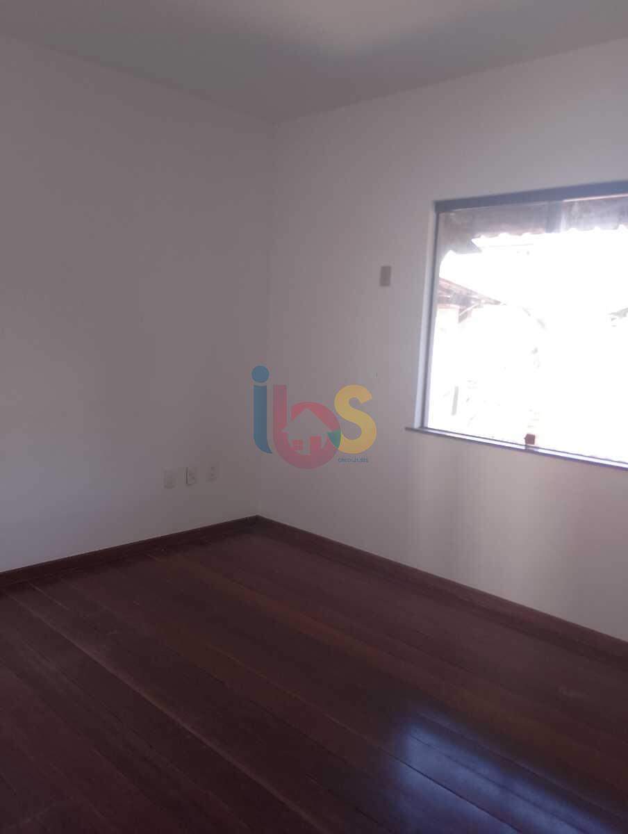 Casa à venda com 4 quartos, 325m² - Foto 14