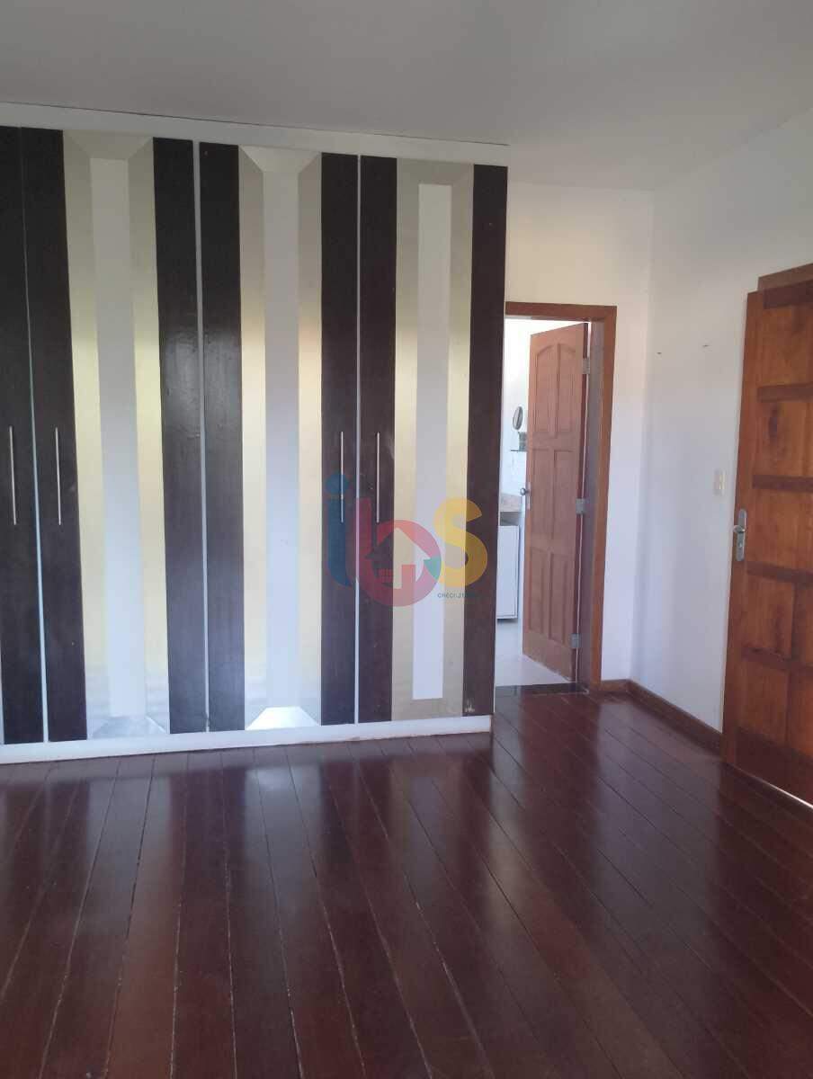 Casa à venda com 4 quartos, 325m² - Foto 8
