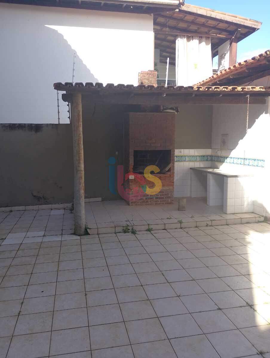 Casa à venda com 4 quartos, 325m² - Foto 3