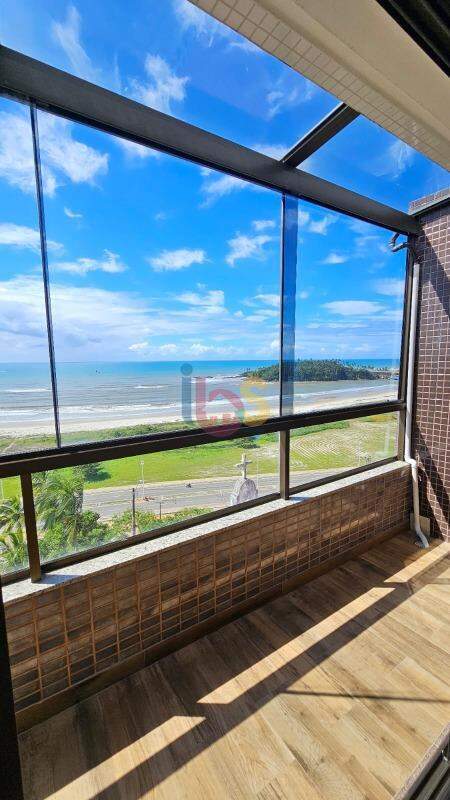 Cobertura à venda com 2 quartos, 118m² - Foto 1
