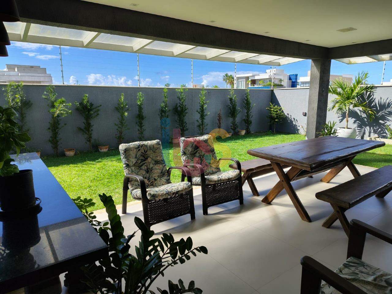Casa à venda com 4 quartos, 260m² - Foto 3