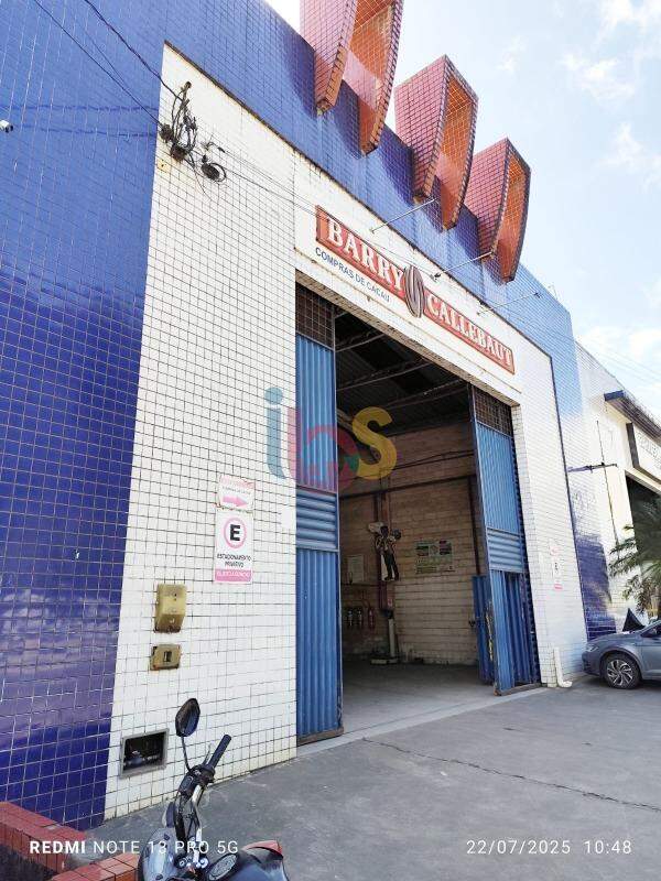 Depósito-Galpão-Armazém para alugar, 700m² - Foto 1