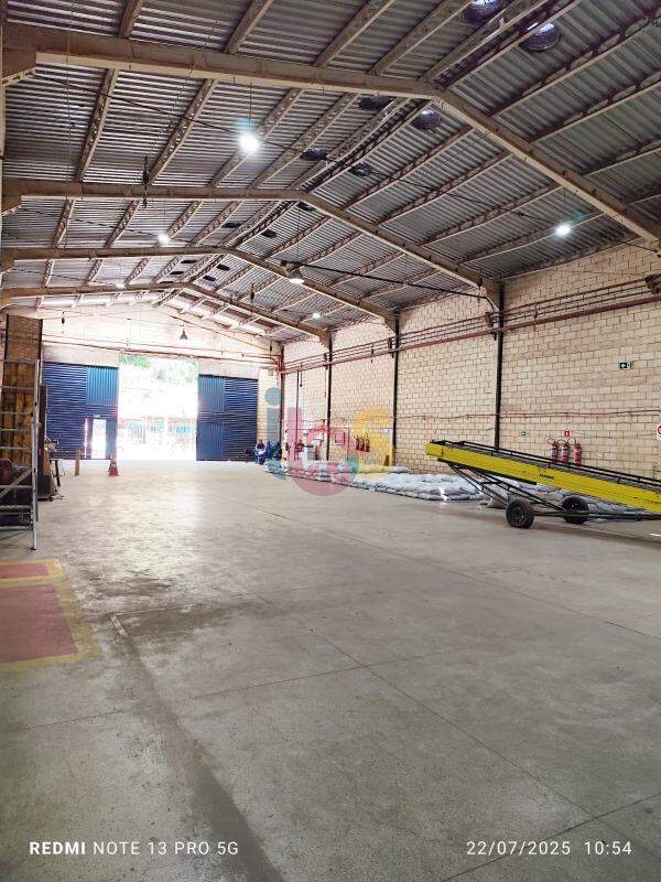 Depósito-Galpão-Armazém para alugar, 700m² - Foto 10
