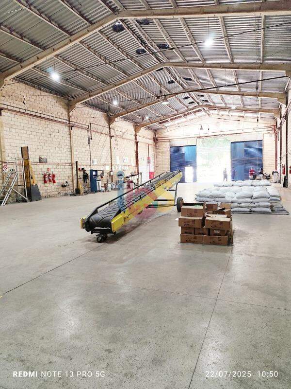 Depósito-Galpão-Armazém para alugar, 700m² - Foto 8