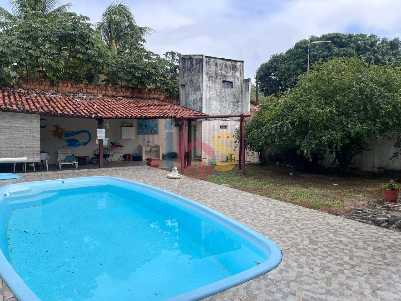 Casa à venda com 2 quartos, 108m² - Foto 13