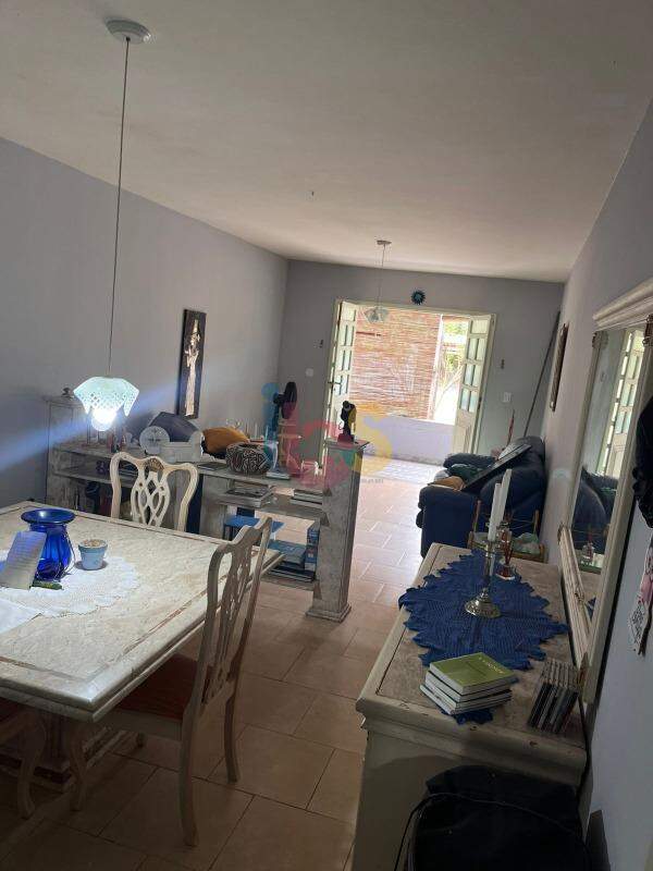 Casa à venda com 2 quartos, 108m² - Foto 5