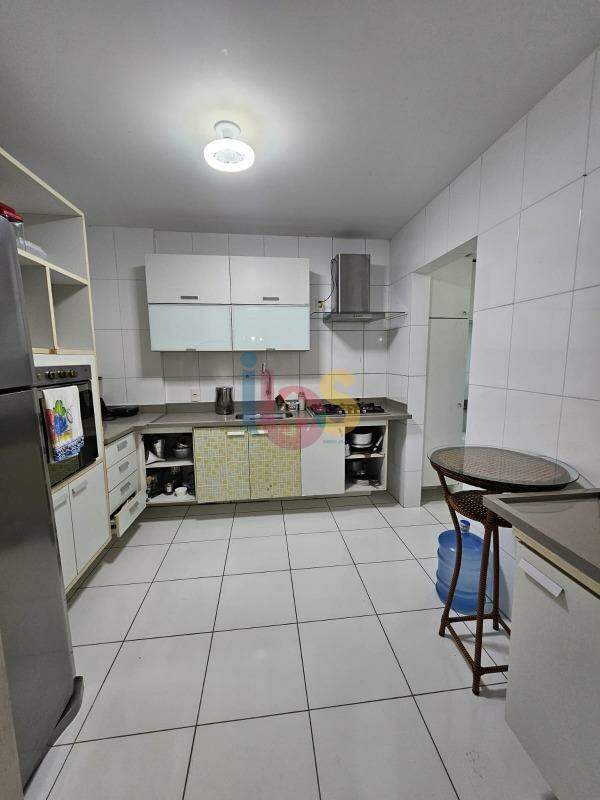Apartamento para alugar com 2 quartos, 75m² - Foto 9