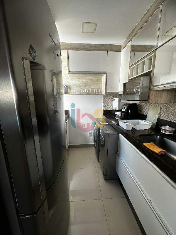 Apartamento para alugar com 2 quartos, 68m² - Foto 9