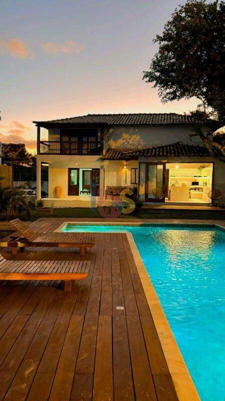 Casa, 4 quartos, 220 m² - Foto 1