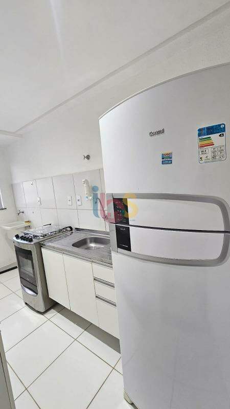 Apartamento para alugar com 2 quartos, 77m² - Foto 7
