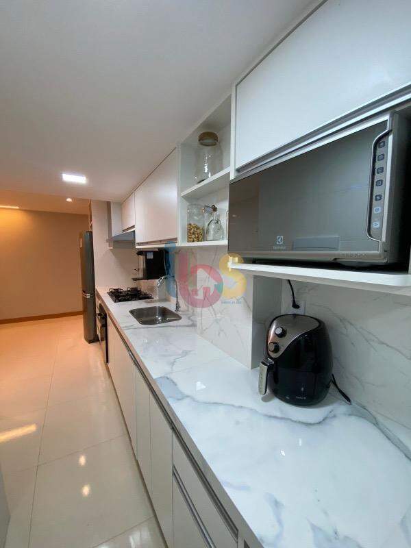 Apartamento à venda com 3 quartos, 93m² - Foto 5