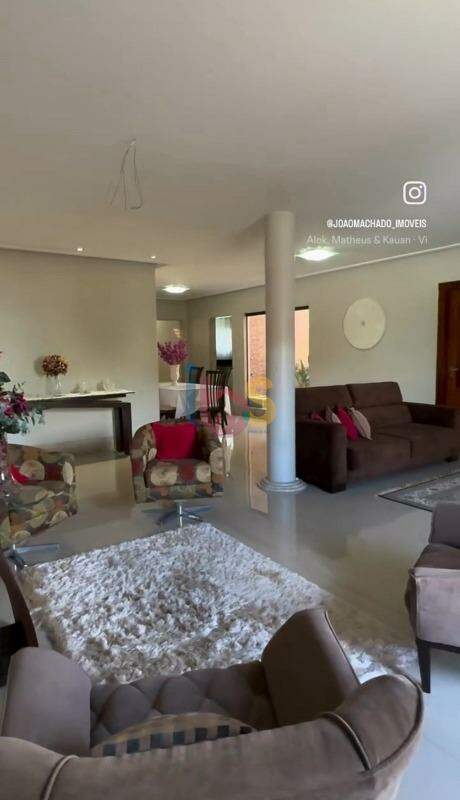 Casa, 4 quartos, 240 m² - Foto 11