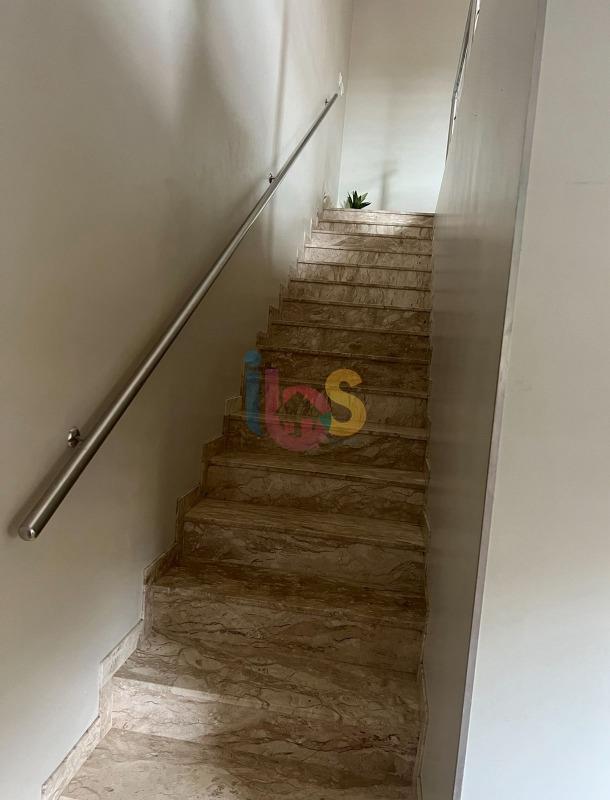 Casa, 4 quartos, 240 m² - Foto 6