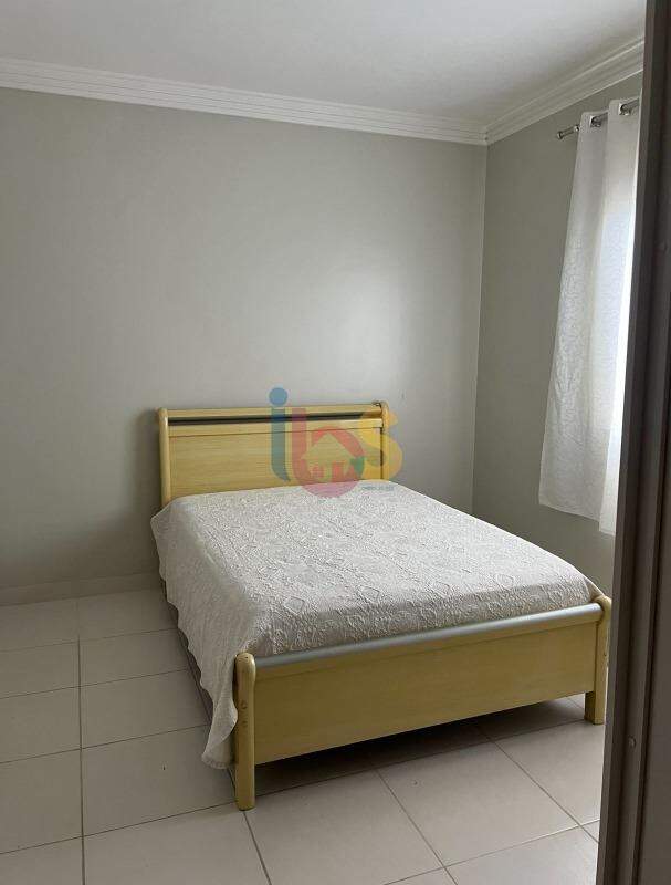 Casa, 4 quartos, 240 m² - Foto 4