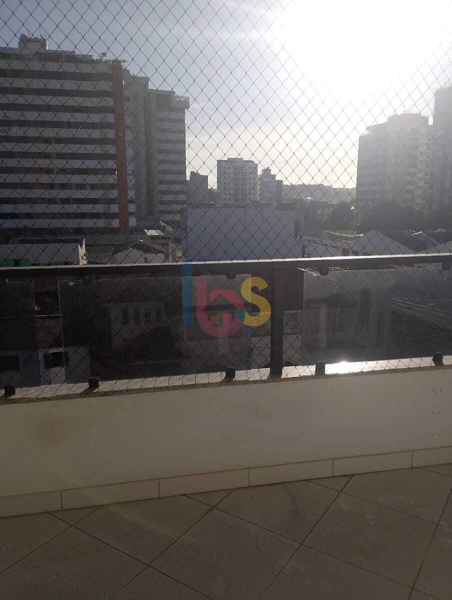 Apartamento à venda com 2 quartos, 120m² - Foto 2