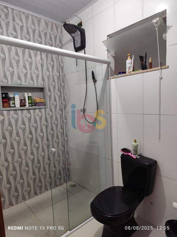 Casa à venda com 2 quartos, 210m² - Foto 9