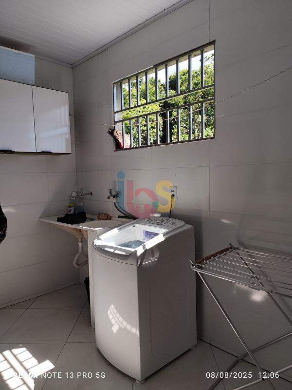 Casa à venda com 2 quartos, 210m² - Foto 10