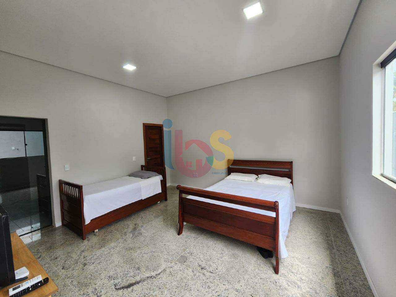 Casa, 3 quartos, 200 m² - Foto 11