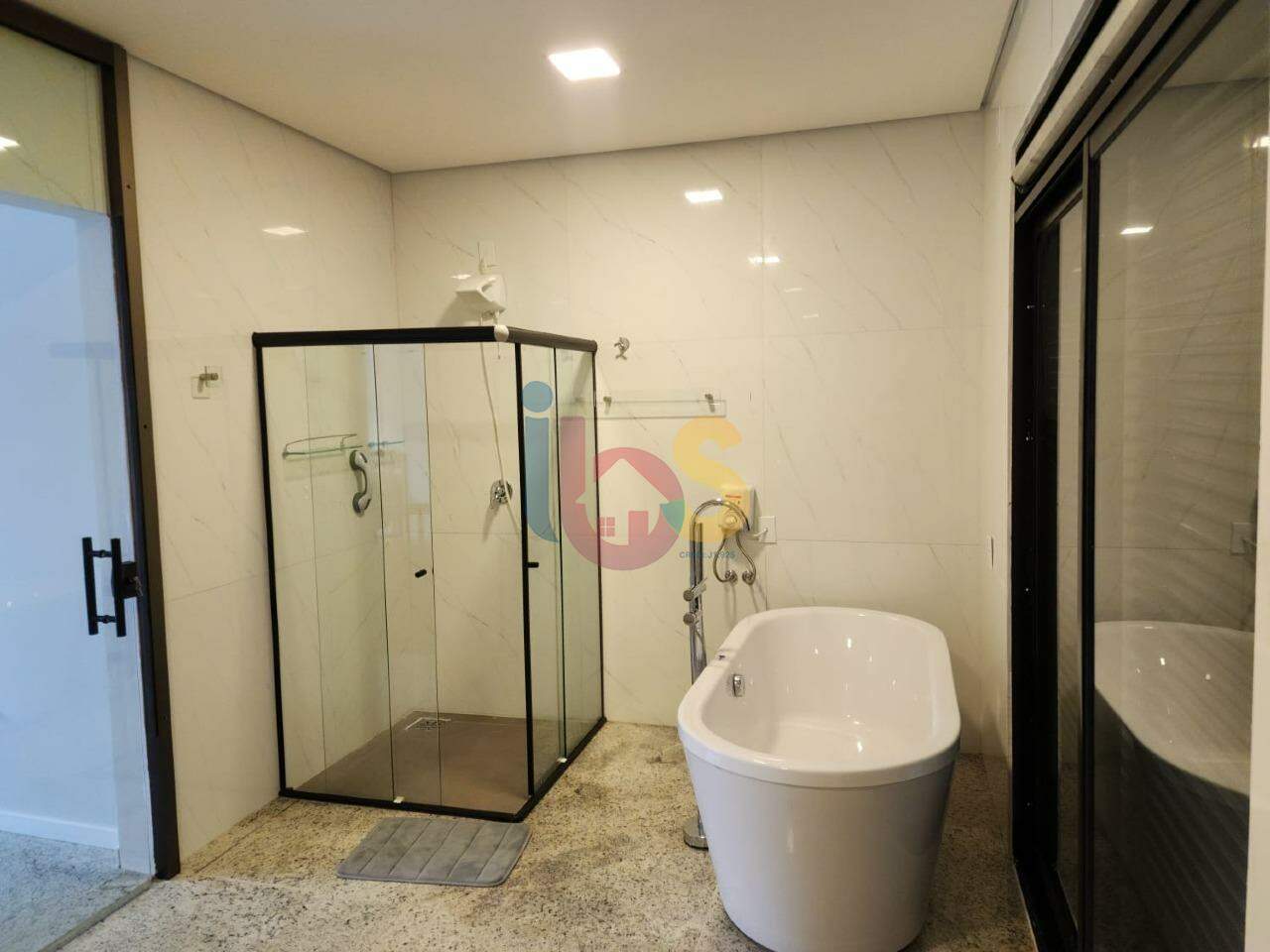 Casa, 3 quartos, 200 m² - Foto 14