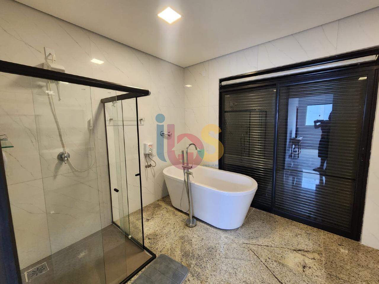 Casa, 3 quartos, 200 m² - Foto 13