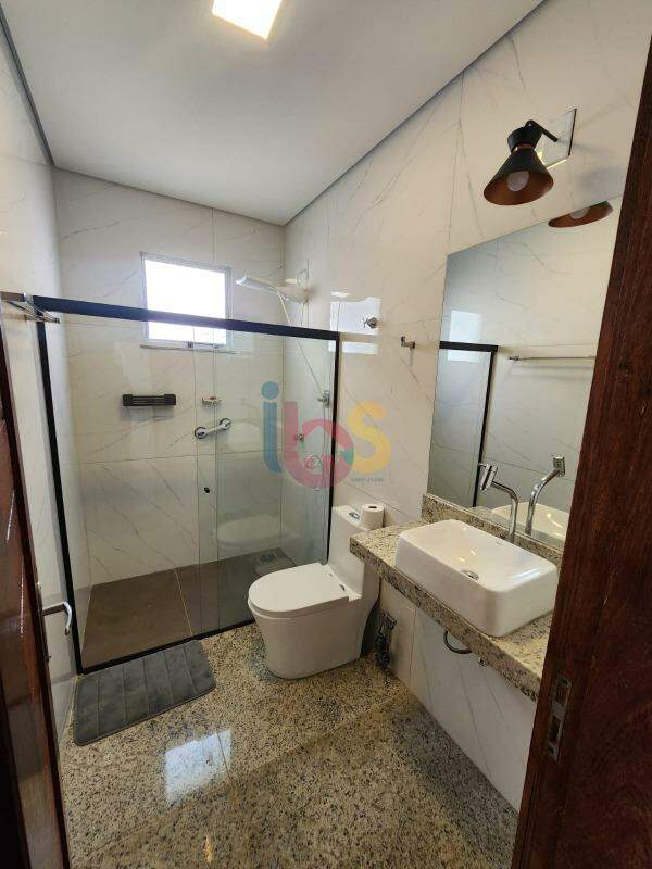 Casa, 3 quartos, 200 m² - Foto 15