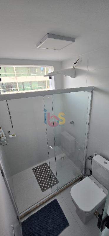 Apartamento à venda com 2 quartos, 77m² - Foto 12