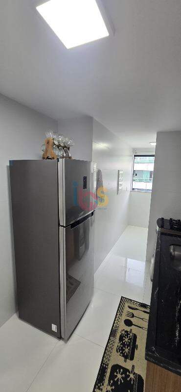 Apartamento à venda com 2 quartos, 77m² - Foto 6