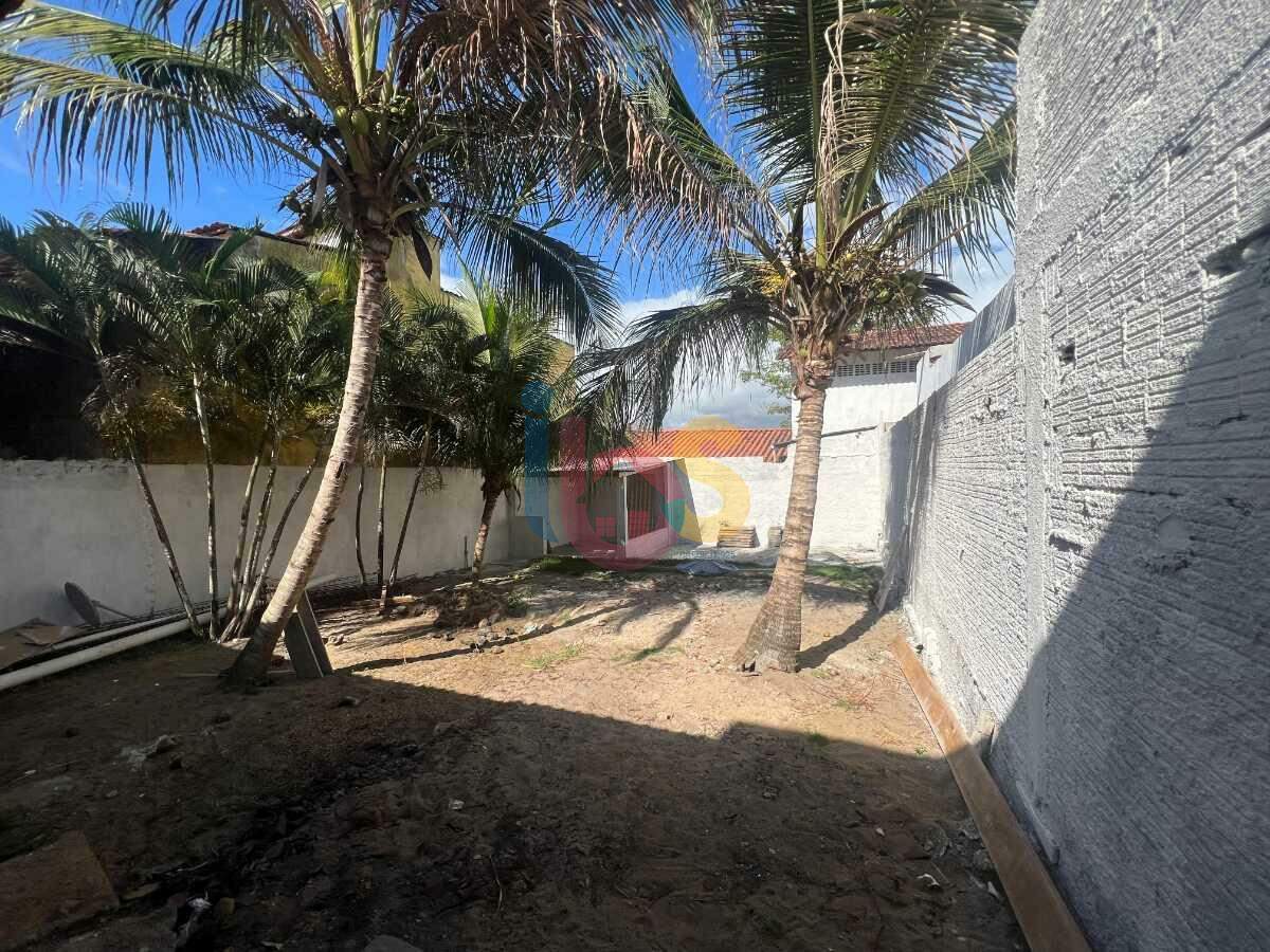 Casa para alugar com 2 quartos, 310m² - Foto 10