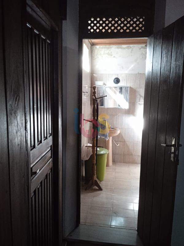 Casa à venda com 2 quartos, 110m² - Foto 9
