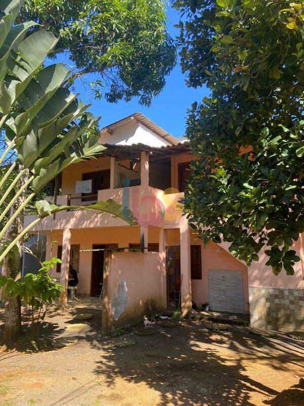 Sítio à venda com 3 quartos, 300m² - Foto 1