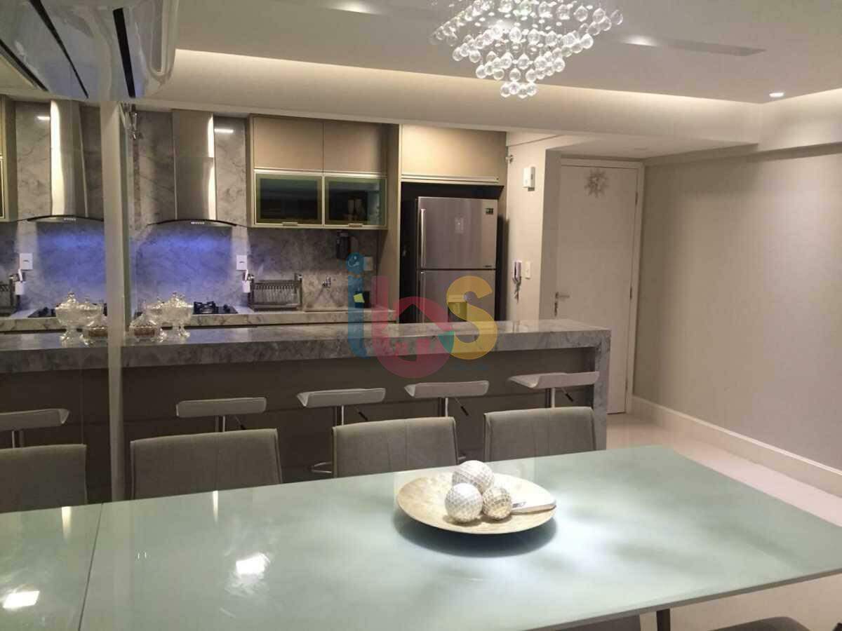 Apartamento para alugar com 2 quartos, 130m² - Foto 5