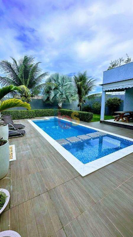 Casa à venda com 3 quartos, 200m² - Foto 17