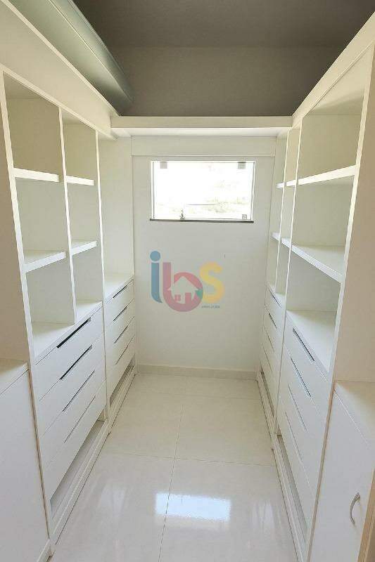 Casa à venda com 3 quartos, 200m² - Foto 9