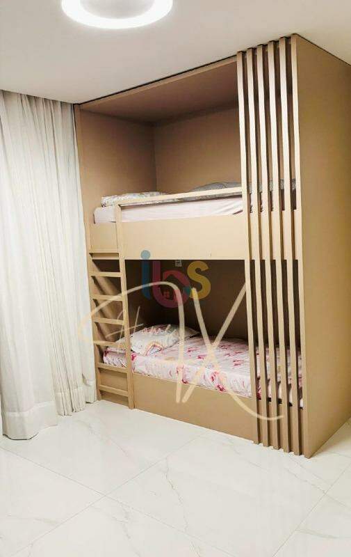 Casa à venda com 4 quartos, 440m² - Foto 16