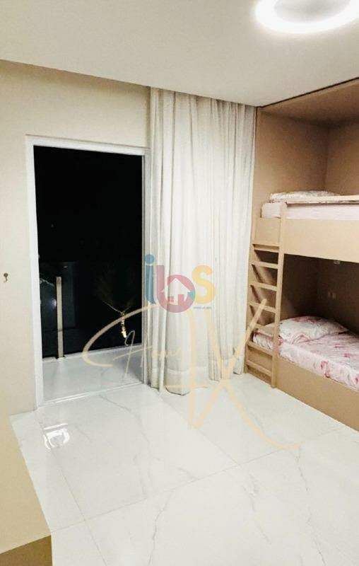 Casa à venda com 4 quartos, 440m² - Foto 14