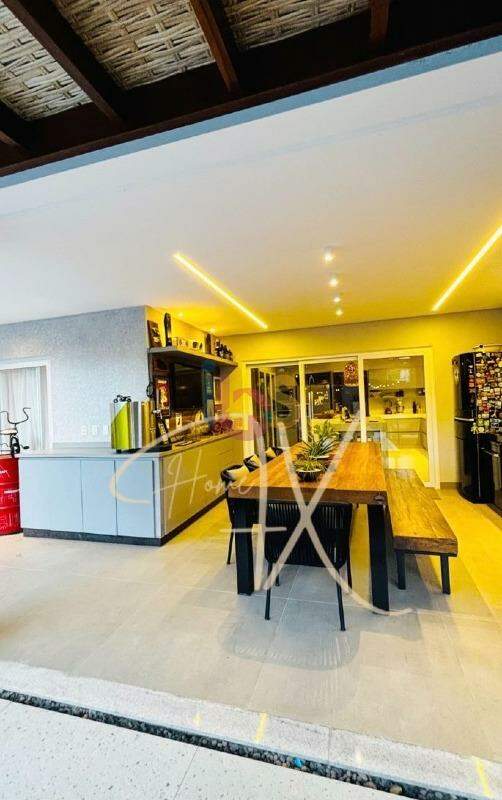 Casa à venda com 4 quartos, 440m² - Foto 23